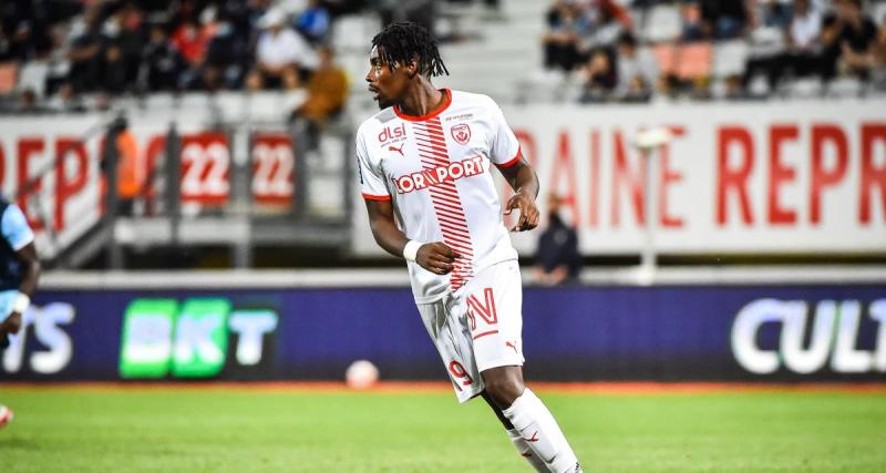  - Laval : un défenseur passé par l’AS Rome débarque (off)
