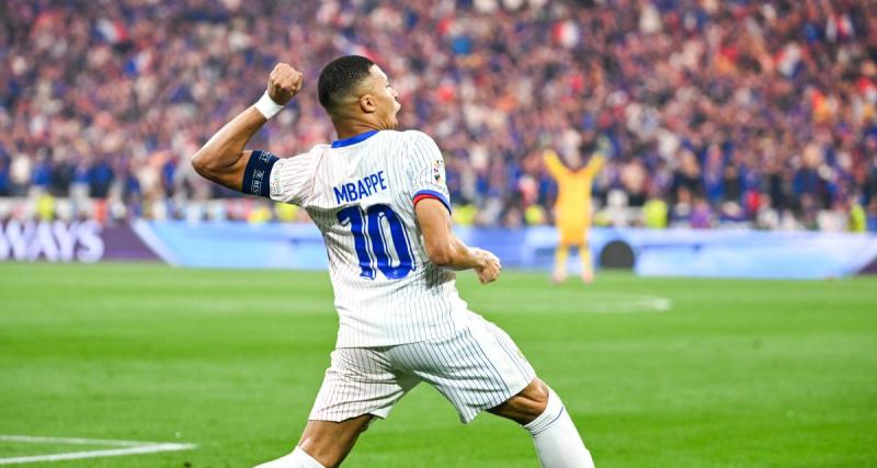  - Real Madrid : les premières images des maillots Mbappé à la boutique du club