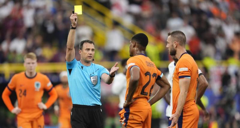  - Pays-Bas - Angleterre : la presse catalane crie au scandale arbitral