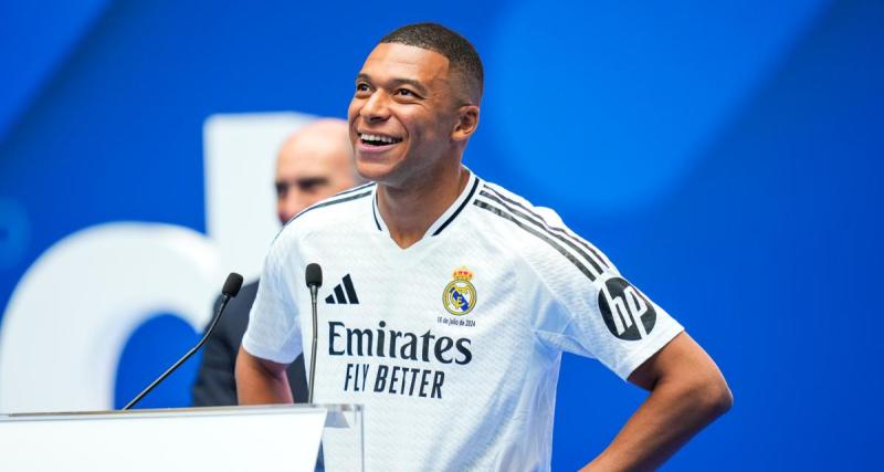  - Real Madrid : Mbappé embrasse l'écusson de la Maison Blanche
