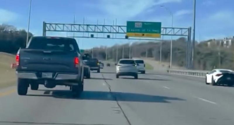  - VIDEO - Surpris par deux Lamborghini en pleine course, ce SUV manque de les envoyer dans le décor