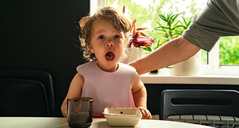  - Cet aliment que tous les enfants adorent peut-être extrêmement dangereux, attention aux risques d’étouffement 