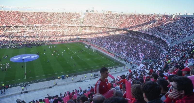  - Chant raciste : devant Enzo Fernandez, les supporters de River Plate reprennent les paroles polémiques