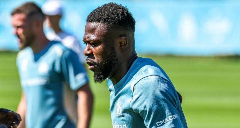  - OM : envoyé en réserve, Mbemba s'ambiance avec les jeunes