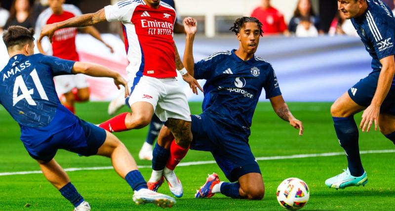 - Étranger : Leny Yoro victime d’une fracture du pied gauche avec Manchester United