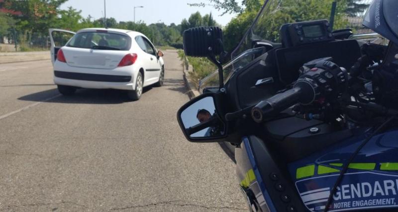  - Au volant sans ceinture et sans permis, le fou du volant sortait tout juste de la gendarmerie pour conduite sous stupéfiants