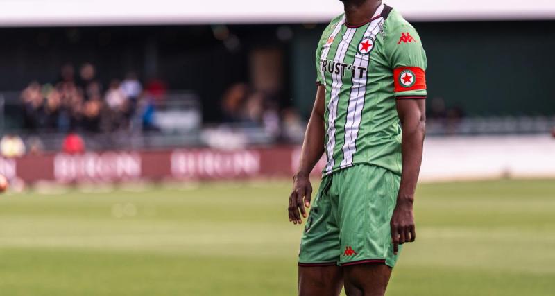  - Le Red Star dévoile trois nouveaux maillots originaux pour son retour en Ligue 2