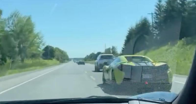  - VIDEO - Le conducteur de cette McLaren oublie de regarder dans son rétroviseur, quelle drôle d’idée