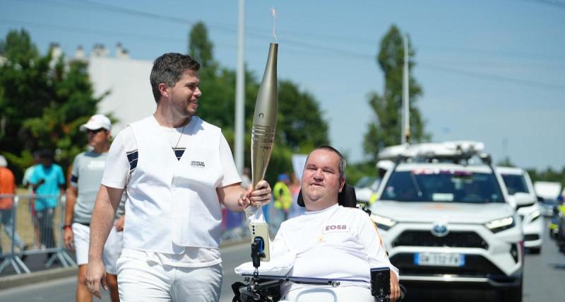  - JO de Paris 2024 : handicapé, il vit une soirée cauchemar après l'enlèvement de sa voiture