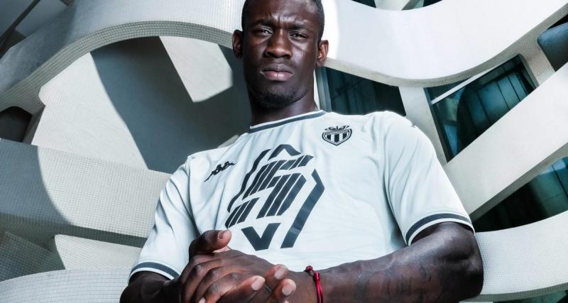  - Monaco dévoile une troisième tunique blanche pour son centenaire