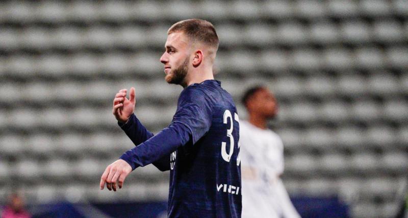  - Avranches : Florian Pannafit rejoint les Bleu et Blanc (off)