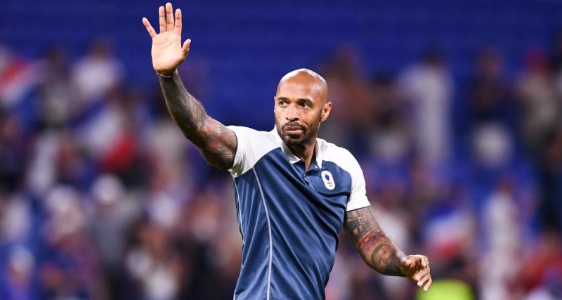 - Equipe de France : les danses géniales de Thierry Henry après la médaille