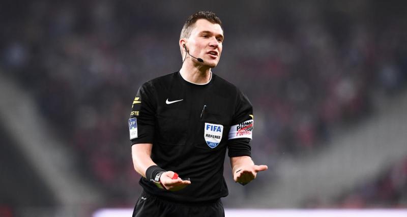  - Ligue 1 : les arbitres de la première journée 