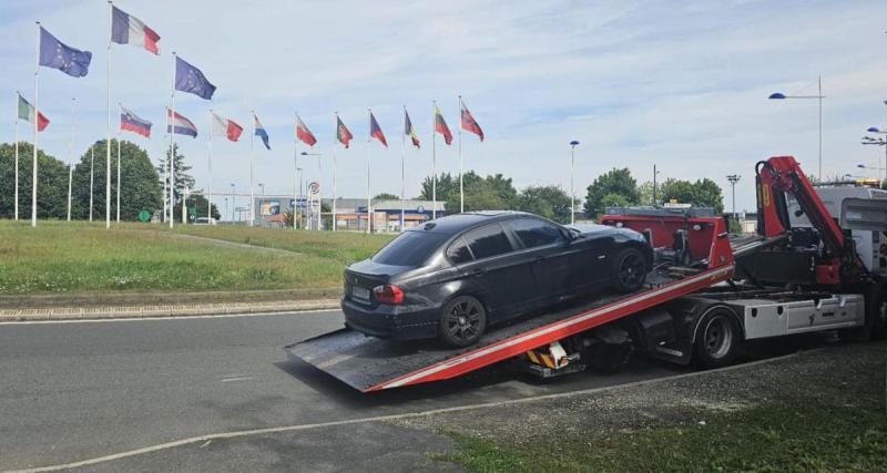  - Le chauffard est flashé à 162 km/h au lieu de 80, les gendarmes se moquent de lui en faisant référence aux JO