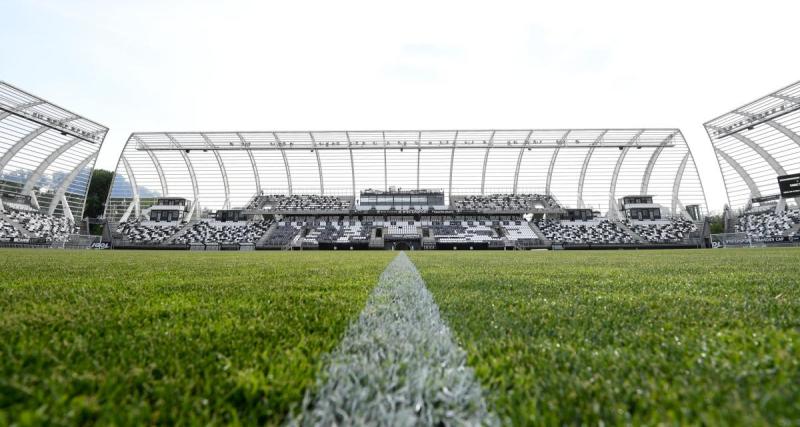  - Amiens : le club picard dévoile ses nouveaux maillots domicile et extérieur pour la saison 2024-2025 
