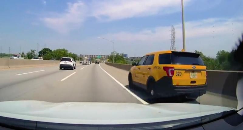  - VIDEO - Ce taxi est vraiment très pressé, il n’hésite pas à rouler vraiment n'importe comment