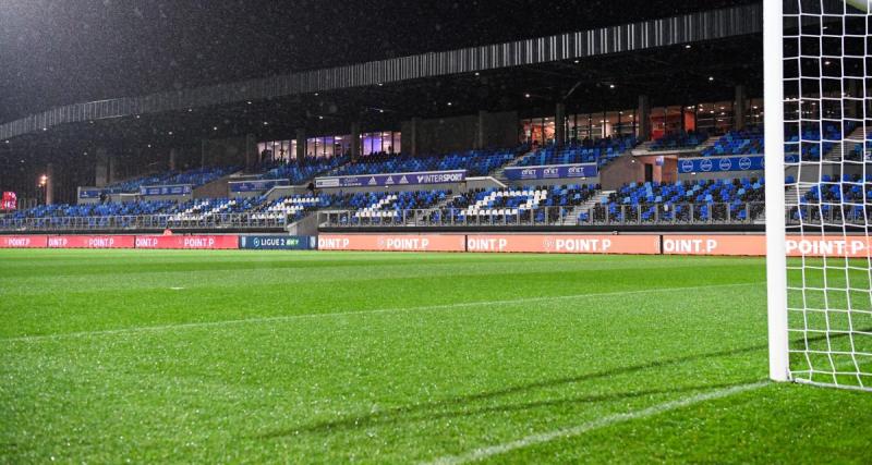  - Dunkerque : le club nordiste dévoile son maillot domicile pour la saison 2024-2025 