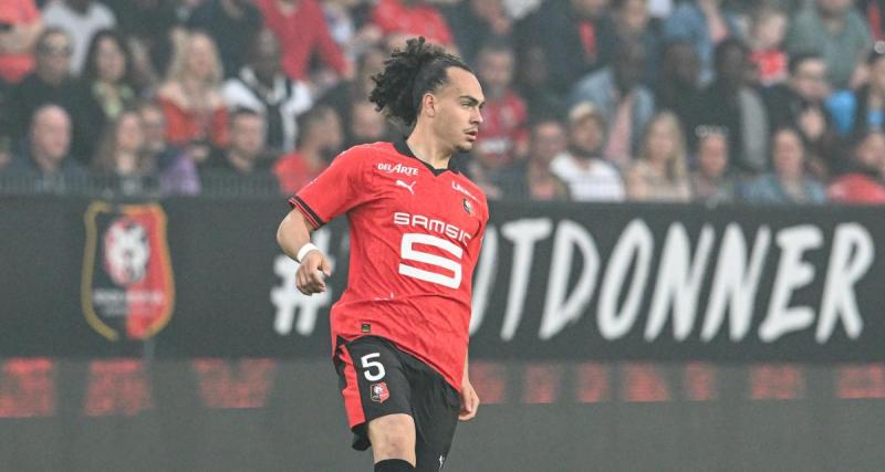  - Rennes : Arthur Theate signe en Allemagne (off)