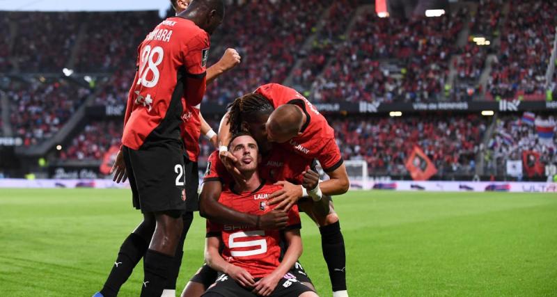  - Le Stade Rennais mène logiquement à la pause face à l’OL. 
