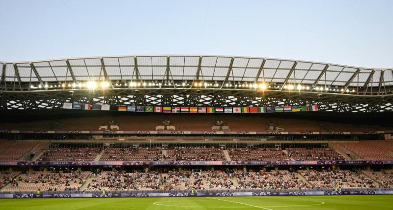  - L'incroyable état de la pelouse de l'Allianz Riviera à quelques jours du match contre Toulouse