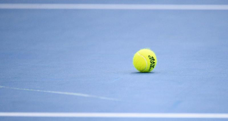  - Tennis : quand un joueur s'essaye à un nouveau sport insolite