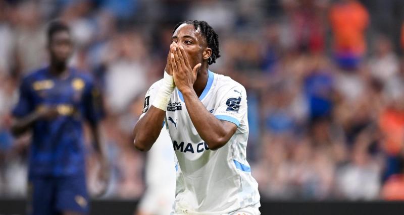  - OM : un ancien buteur marseillais vole au secours de Wahi