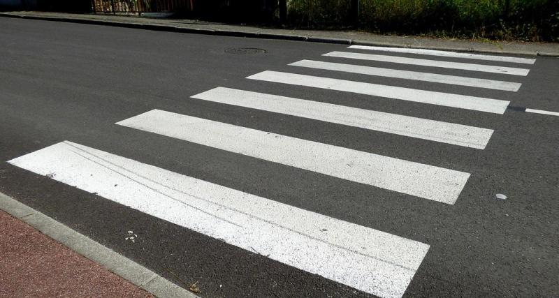  - L’action coup de poing d’habitants de cette ville, face aux touristes garés n’importe comment