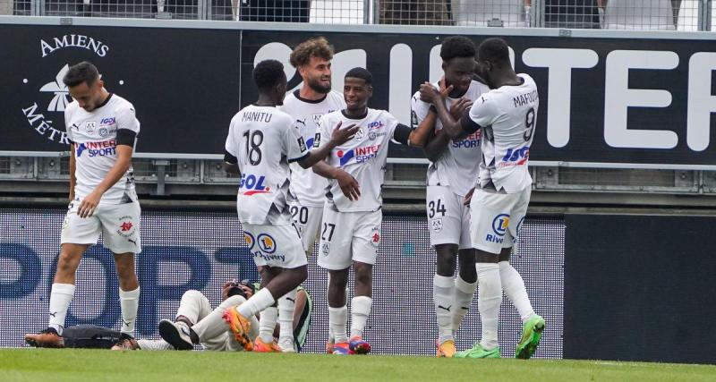  - Ligue 2 : Lorient surpris par Amiens, Metz a eu chaud