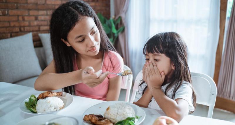  - Ces phrases toxiques qu'il ne faut jamais dire à nos enfants, elles risquent de troubler leur rapport avec la nourriture