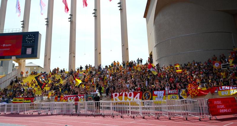  - Monaco - Lens : quand les pompiers rafraichissent les supporters lensois...en leur lançant de l'eau