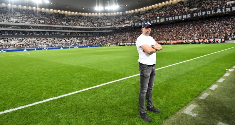  - Bordeaux : rassemblés devant le stade Chaban-Delmas, les supporters réclament le départ de Gérard Lopez 