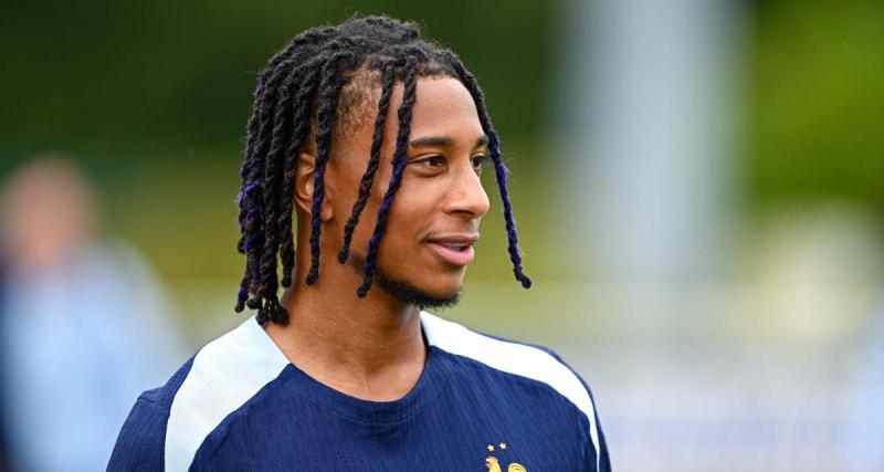  - Équipe de France : Olise dévoile ses idoles en Bleus 