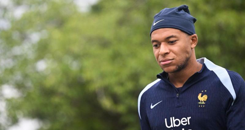  - Équipe de France : la bicyclette sublime de Mbappé à l'entraînement (vidéo)