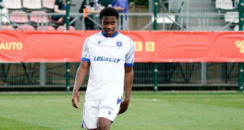  - Auxerre : un jeune espoir prolonge jusqu’en 2026 (off)