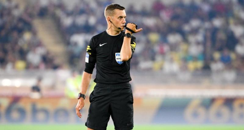  - Ligue des Nations : Clément Turpin au sifflet d'une affiche de la ligue A