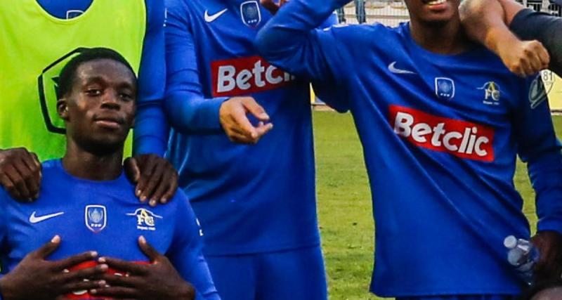  - Aubagne : le but égalisateur de Nsimba contre Versailles