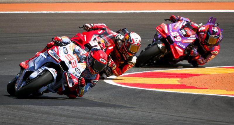  - Vidéo - Francesco Bagnaia prend les commandes de la course, le départ du GP de Saint-Marin de MotoGP