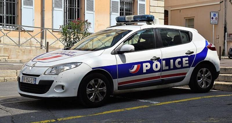  - Quand "drive-in" prend un tout autre sens : une voiture détruit l’entrée d’une pizzeria