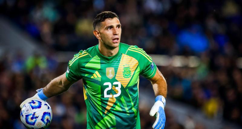  - Argentine : Emiliano Martinez pète littéralement un plomb après la défaite face à la Colombie 
