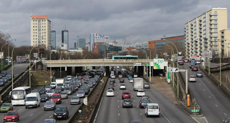  - Un obstacle majeur se dresse devant le périphérique à 50km/h