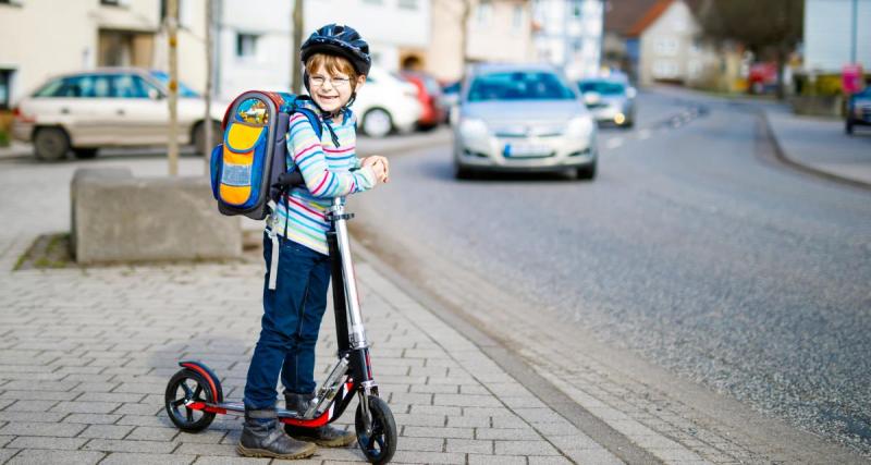  - À partir de quel âge peut-on arrêter les baby-sitters et laisser les enfants rentrer seuls à la maison ? Nos conseils