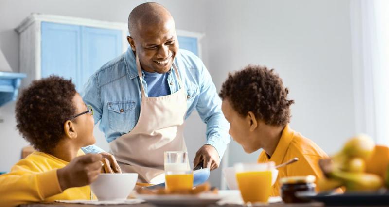  - Quel est le petit-déjeuner idéal pour un enfant avant d'aller à l'école ? Des experts nous répondent