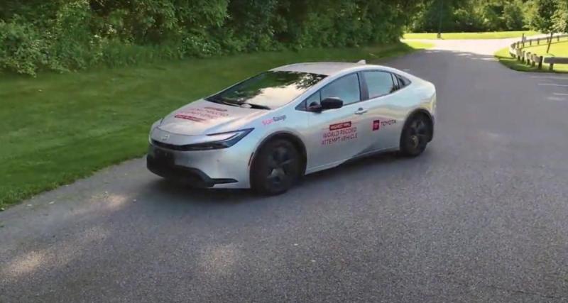  - Il bat un record du monde étonnant en Toyota Prius en traversant les États-Unis