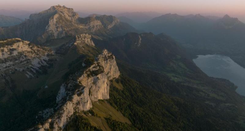  - VIDEO - Le parcours impressionnant de Gary Ozeray autour du Lac d'Annecy