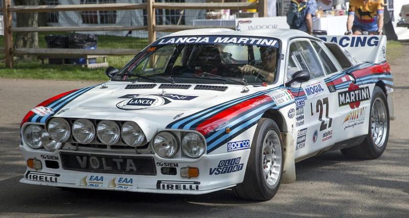  - Grosse frayeur lors d'un show, une Lancia de rallye termine dans la foule !