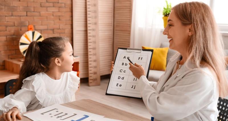  - L'orthophoniste : Comment ce spécialiste peut transformer la vie de votre enfant cette année 