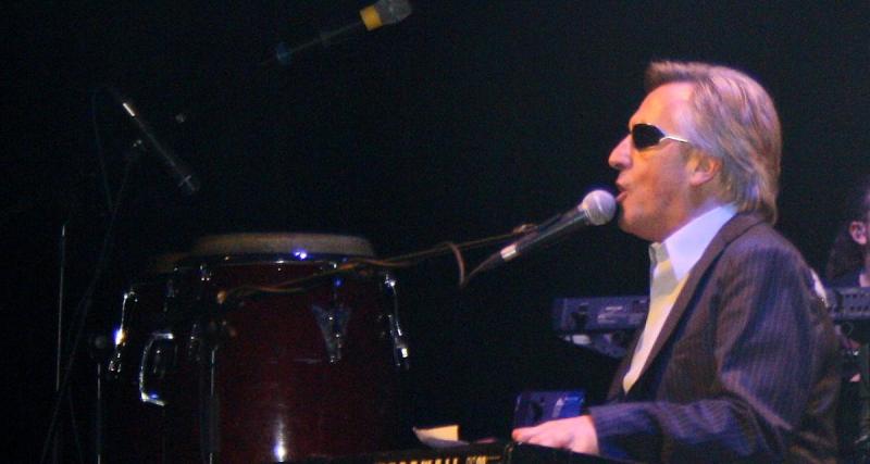  - Gilbert Montagné sauvé par un automobiliste avant son concert