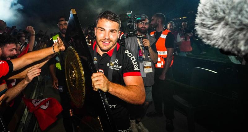  - Nuit du Rugby : Antoine Dupont désigné meilleur joueur du Top 14