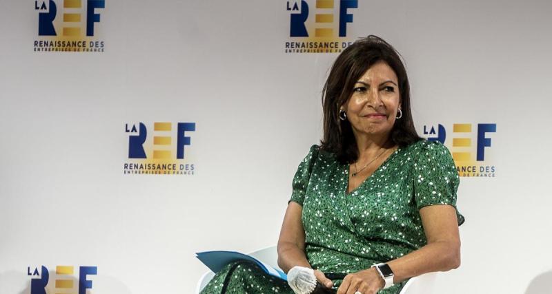  - Anne Hidalgo récompensée, pour ses actions anti-voitures à Paris