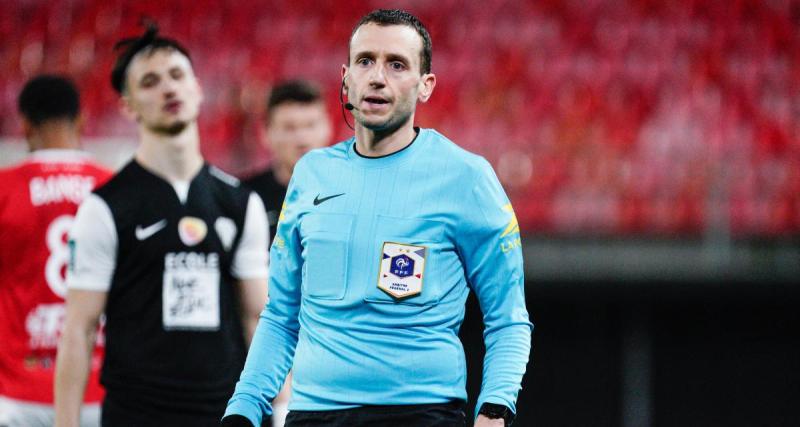  - Ligue 2 : les arbitres de la 7e journée